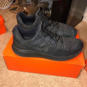 Lunar Epic Low Flyknit 2